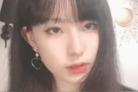 小说：只要有钱就可以摆平女人了图片