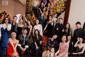 这才是真顶流！杨幂大胆放弃造型走红毯，霸气救场大局观太牛图片