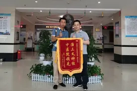 岳阳市中医医院疼痛科：中秋佳节收到特别的“礼物”图片