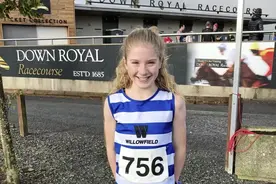 跪了！12岁小姑娘5公里16:27打破世界纪录，平均配速3分18秒图片