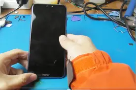 华为荣耀9i手机屏亮无图像，不知哪儿的毛病，要在全黑环境下测试视频封面