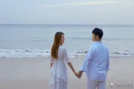 真实婚礼 | 30天完成备婚，统筹师的黑红色高级感婚礼图片