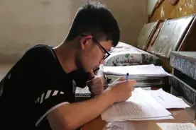 很多农村出身的大学生混得比较差，再怎么努力，也很难实现逆袭？图片