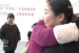 焦点访谈：送礼品 送服务……留在家乡的他们也能感受温暖图片