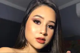 真糊涂！巴西少女临盆才知自己怀孕，浴室生子还自学剪脐带图片