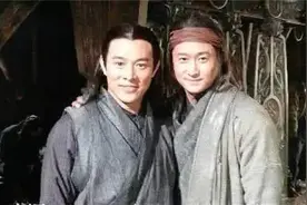 吴京凭借《战狼2》大火后，李连杰却跟他说：以后夹着尾巴做人吧图片