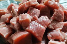 再也不用去饭店，教你在家就能做酱汁香浓的蒜子牛肉粒，孩子爱吃图片