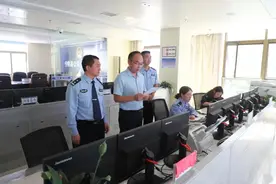 十一我在岗 | 宁陕公安：用警察“蓝”守护中国“红”图片