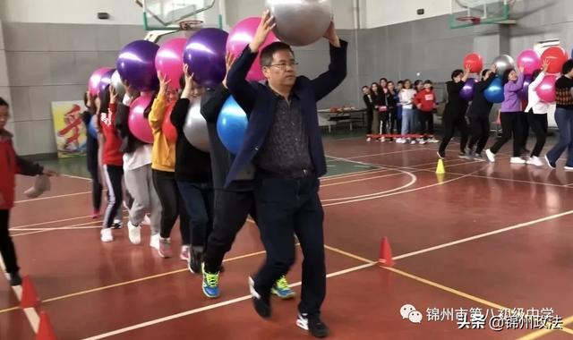 运动会通讯稿范文 运动会通讯稿范文300字(图12) 运动会通讯稿范文 运动会通讯稿范文300字(图12)