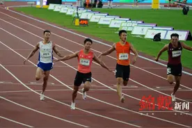 全运之星 | 苏炳添首夺全运会冠军图片