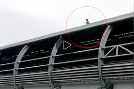 男子私闯深圳地铁3号线轨行区 造成地铁临时停运视频封面