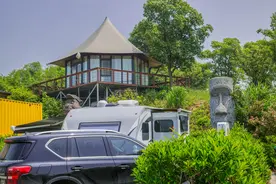 环境优美的太湖壹号房车营地，各种房车聚集，大开眼界图片