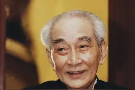 南怀瑾先生：现代人用眼过度，这个方法能改善我们的视力图片