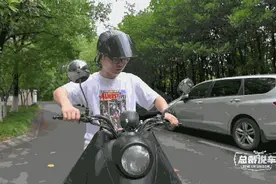 玉林的友仔问刹车片磨损快，刹车越用越不灵敏，怎么办？图片