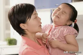3岁的宝宝身体散发出一股臭味，原来是这里出问题了图片