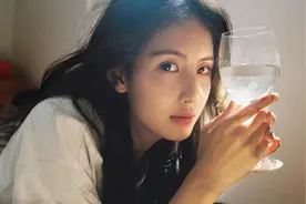 复旦美女教授的恋爱课爆火：太多年轻人需要脱单了图片