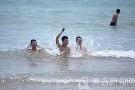 走进石老人海水浴场 自然之美和现代感的完美融合图片