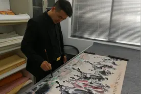 中国十位名画家各有其长，擅长画马的是谁图片