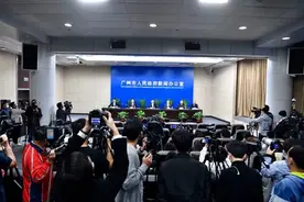 刚刚，广州通报非洲国家在穗人数！对入境外籍人员参照国民待遇图片