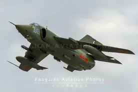 最有"男人味"的国产战机，我拍过的"空中坦克"：强-5图片