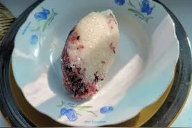 这种糯米包油条，你喜欢吃甜口还是咸的？图片