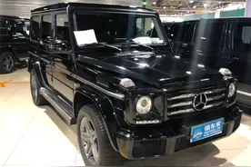 身高不够气场来凑，小姐姐花140万买辆奔驰大G，卖家：我大意了图片