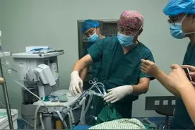 拎着患者大腿的那一刻，我终于承认我是一个凡人了图片