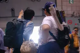 别被“伪JK女”骗了，“宅男漫展之光”才是对二次元的极致诠释图片