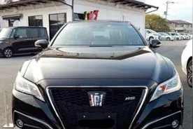 日本上市了第15代，全新皇冠亮相，动感不输宝马，破百7.4S图片