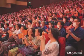 有笑有泪，震撼人心！《大国重器·月上东山》“回乡”演出，他们有话说~图片
