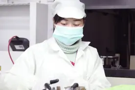 本科毕业生进入富士康，三年后可以拿多高的工资？同学都说羡慕了图片