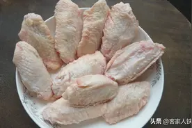 鸡翅不炸不烤不加水煮，试试这样做一盘，出锅大人小孩争着吃，香图片