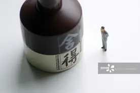 八只ST股同日“摘帽”取消风险警示 舍得酒业告别ST股价八个月上涨355%图片