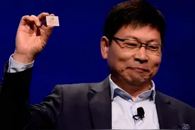 华为Mate40Pro仍抢购，超大杯最难买，标准版12月上市图片