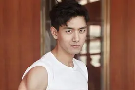 李现“爆红往事”成典范！打拼岁月太艰难，他的逆袭史让人敬仰图片