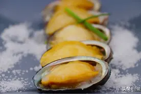 春天，可以多吃它，不用水煮，直接放入盐中烫一下，肉质Q弹图片