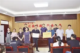 南阳市“五一劳动奖”、“工人先锋号”获得者巡礼之教育篇图片