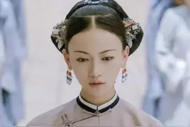 曾捧红杨幂赵丽颖，是女星们的贵人，如今他这眼光怕是没救了图片