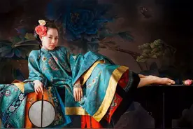 谁说不能用油画来画中国传统女子图片