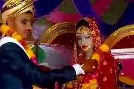 印度新娘婚礼上身亡，妹妹替补出场仪式继续，尸体就在另一个房间图片