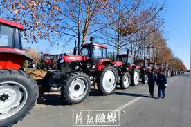 国内首款可“下海”的拖拉机，是咱洛阳造图片