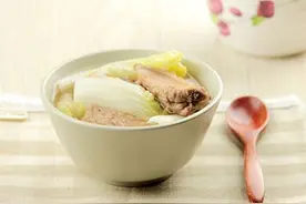 美食分享：红豆白菜汤、红豆排骨汤、猪心白萝卜汤的简单做法图片