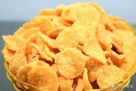 只用番茄和面粉简单制作“薯片零食”，孩子吃了不闹人了图片