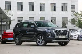 现代帕里斯帝大六座SUV车型，3.5升V6发动机、全时四驱图片