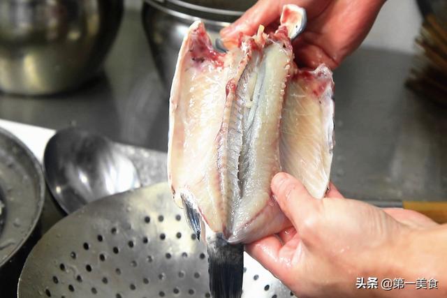 黑芝麻 花胶 鲫鱼汤 2026年花胶鲫鱼汤的做法