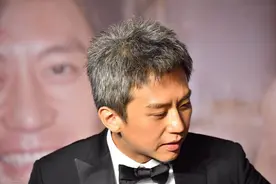 做演员、当导演、第一个跨界互联网：不怪邓超折腾，毕竟他真成了图片