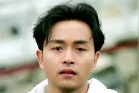 哥哥张国荣为何会无视“美女如云”，与唐鹤德走到一起？图片