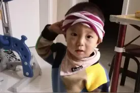 一边咳嗽一边抽烟图片