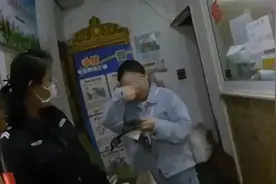女子到宾馆开房见“警官”，老板娘拒绝接待！网友狂赞图片