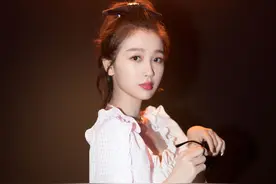 虞书欣少女式清纯妆容真的太甜了！6点步骤！人群中的C位就是你啦图片